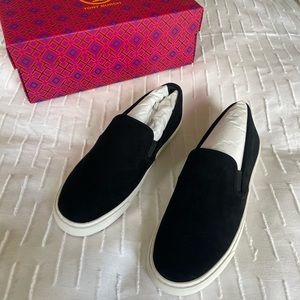 BNWT TORY BURCH “JESSE” BLACK SUEDE SLIP ON SNEAKER